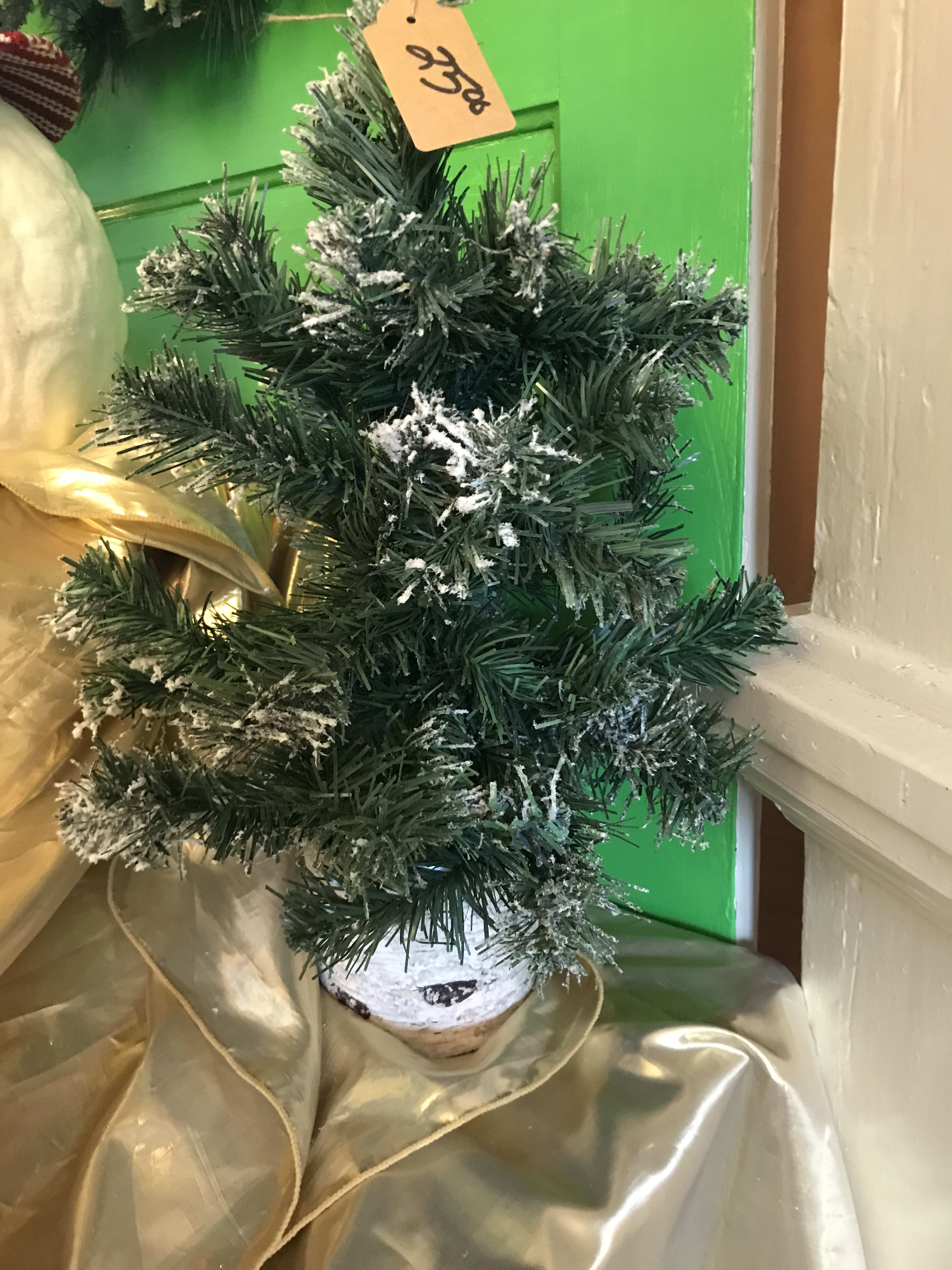 table size christmas tree