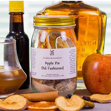 Mason Jar Cocktail Infusion - Apple Pie Old-fashioned