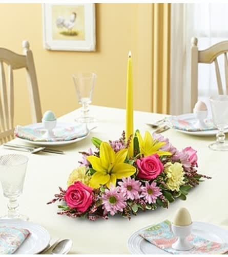 FIELDS OF EUROPE FOR SPRING CENTERPIECE