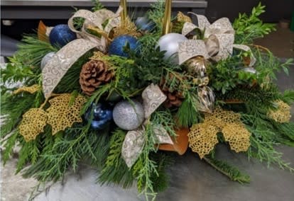 Winter Wonders Centrepiece