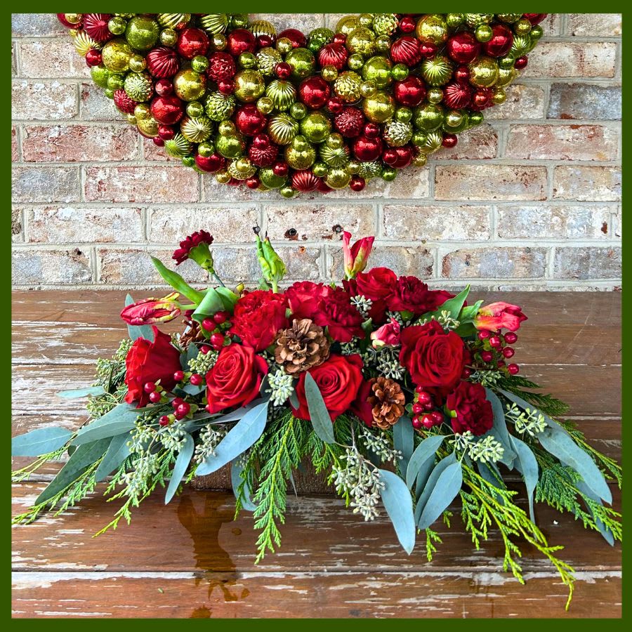 Christmas Centerpiece "Dutch Style" Flower Bouquet