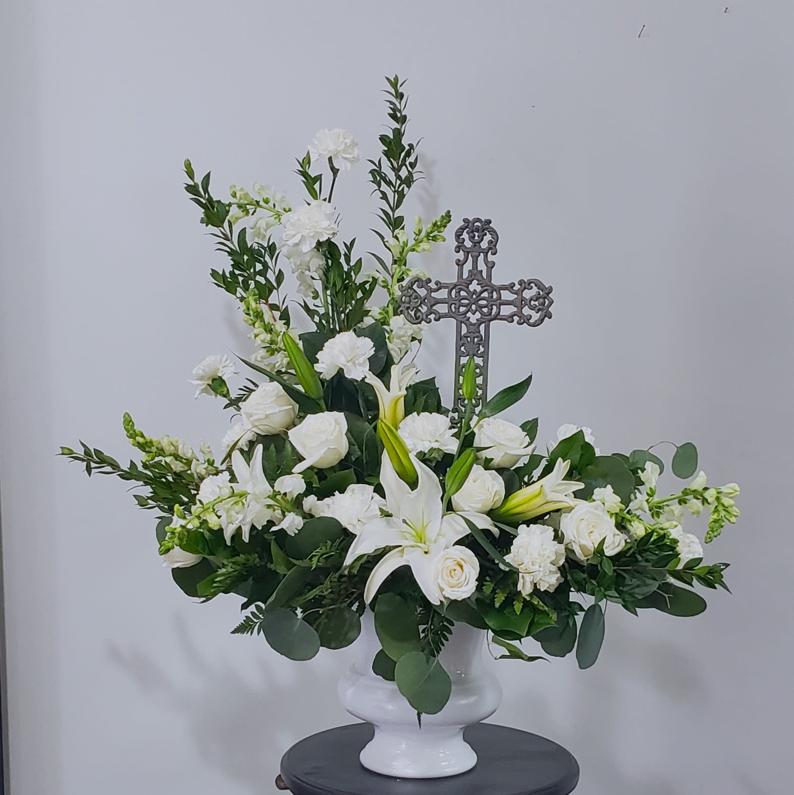 Serenity Cross in White Arrangement