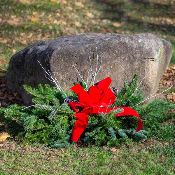 Holiday Grave Spray