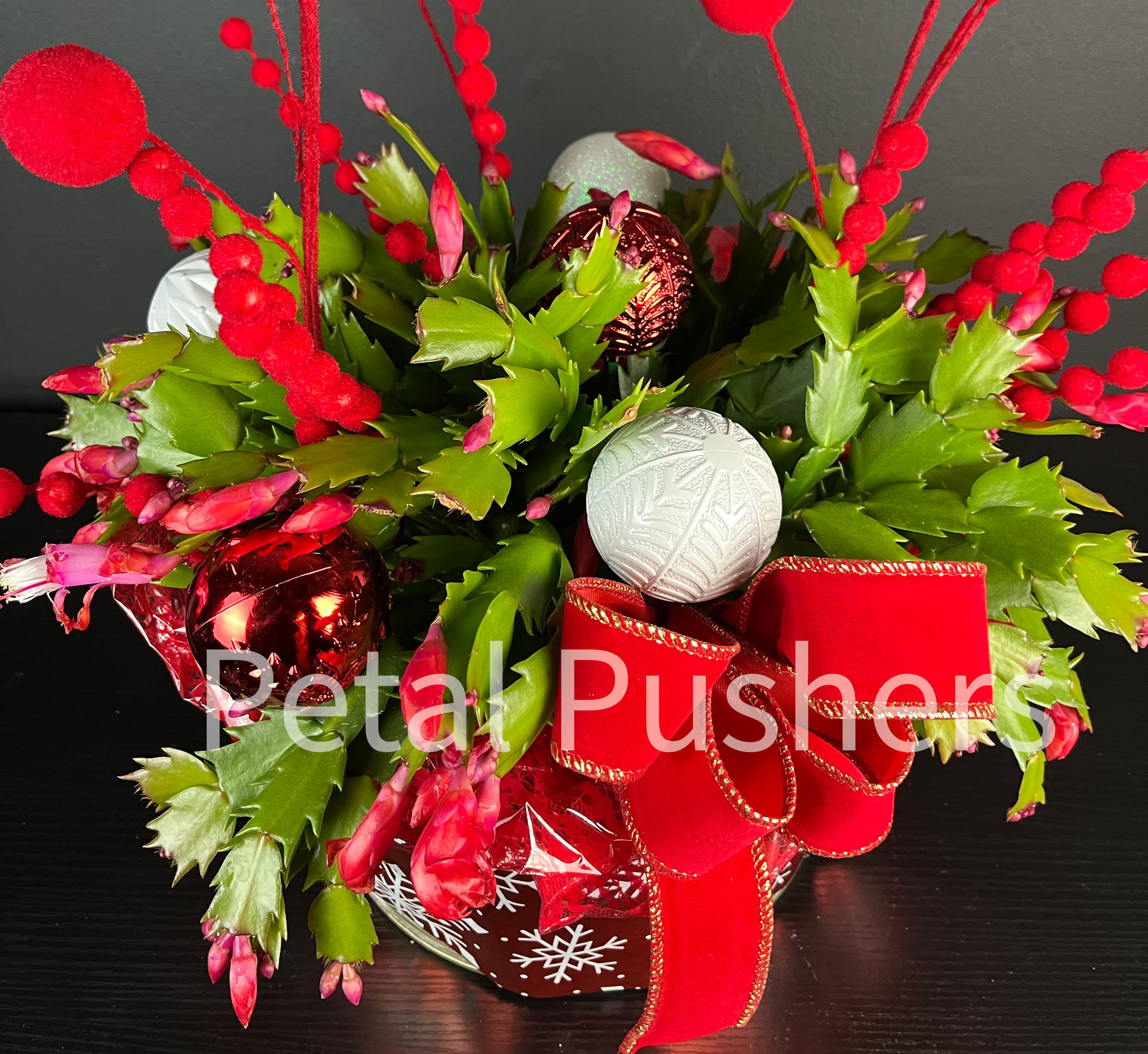 Christmas Cactus Flower Bouquet