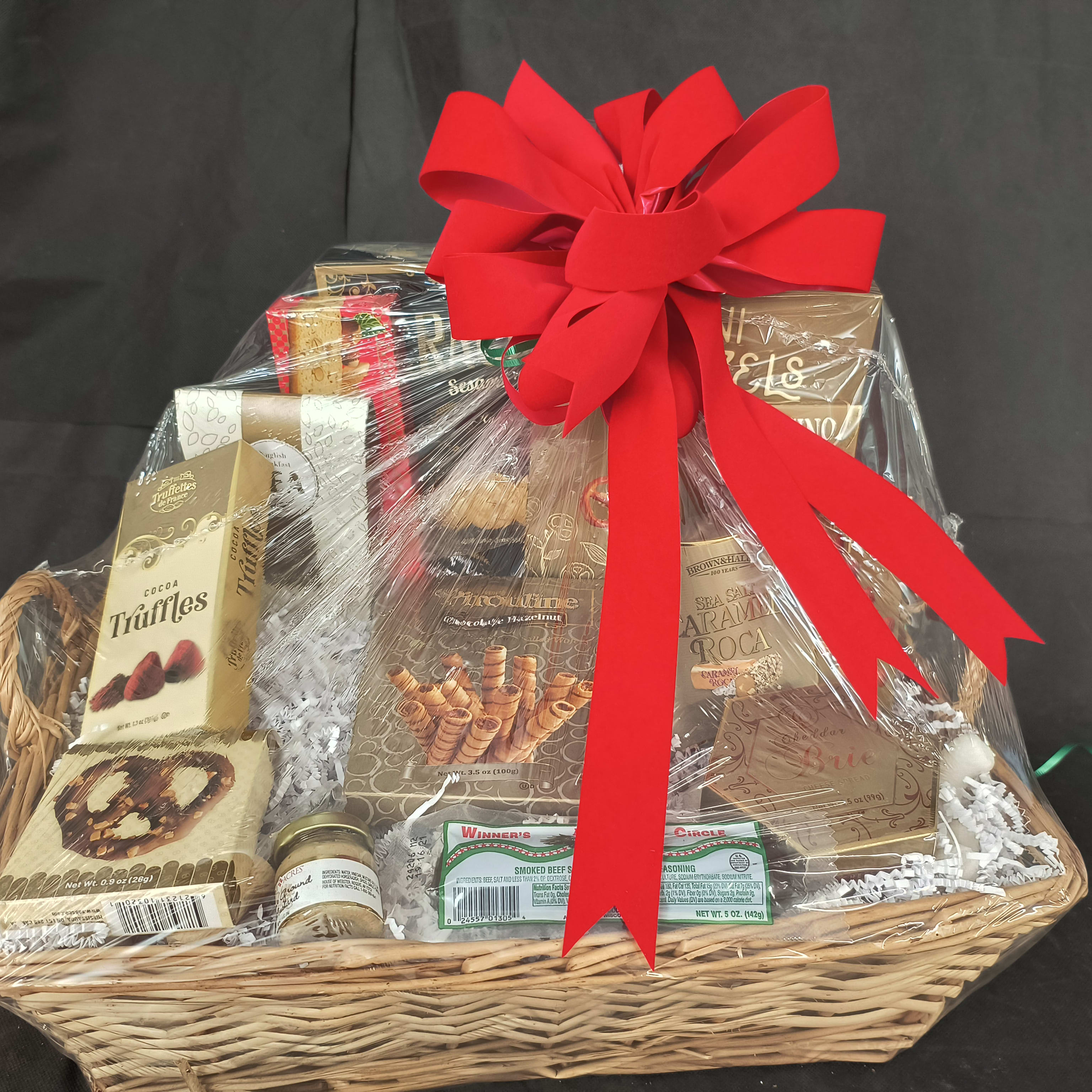 Chattanooga Gourmet Basket Flower Bouquet