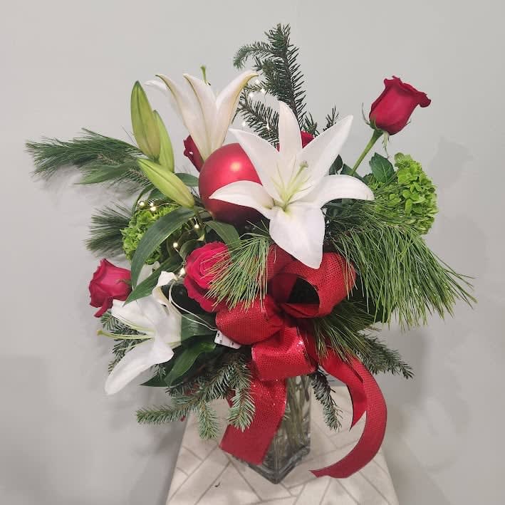 Tis the Season Flower Bouquet
