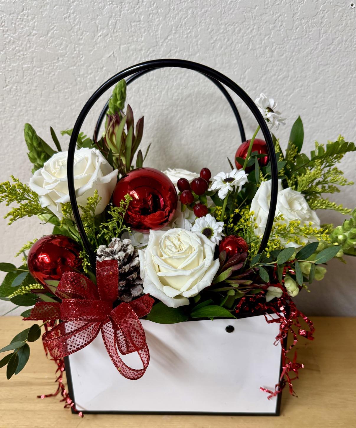 Christmas Floral Gift Bag