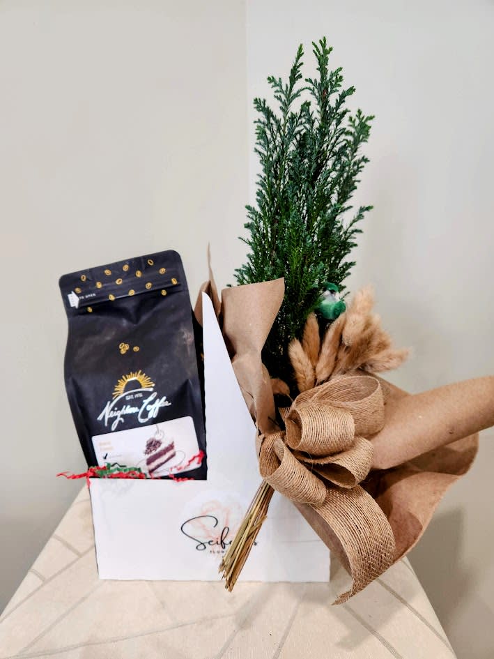 Cozy Gift Arrangement Flower Bouquet