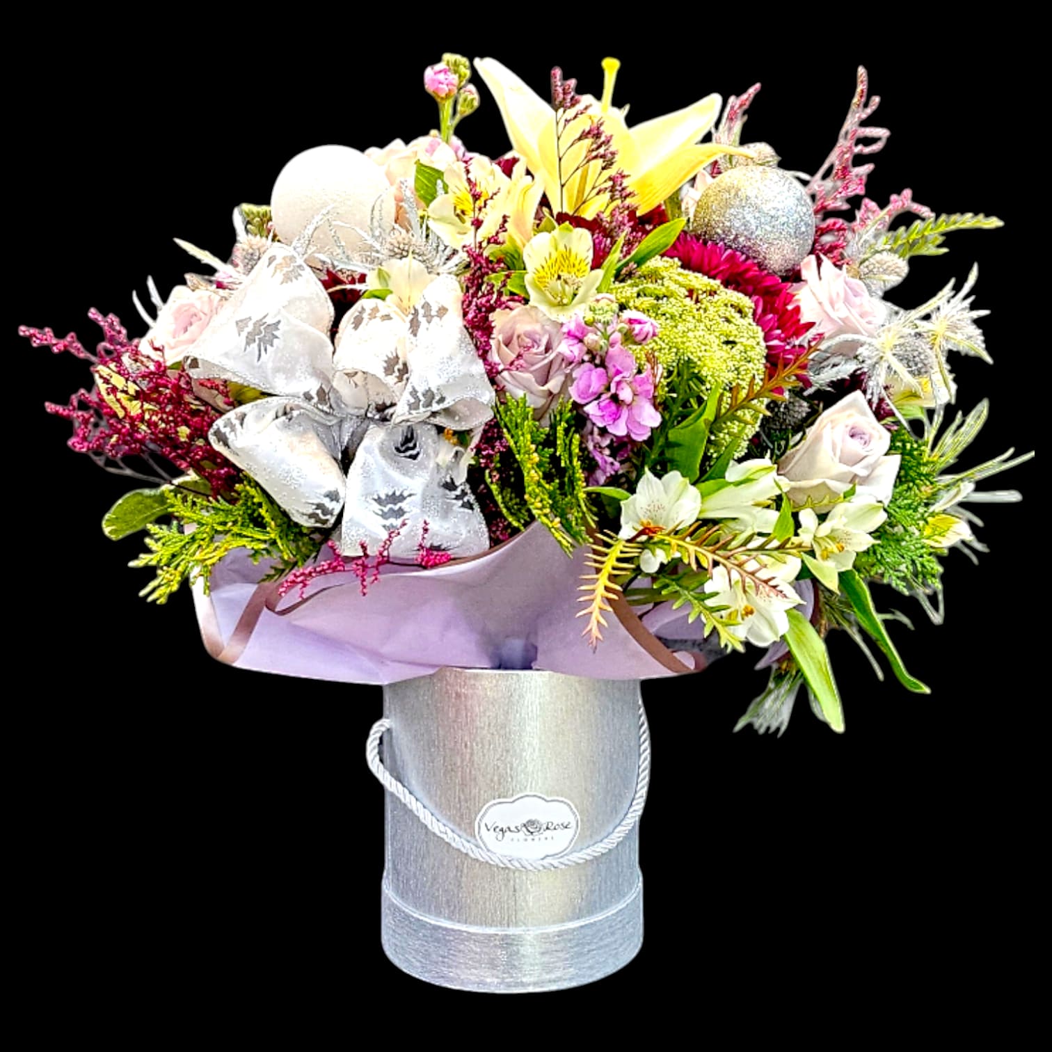 SNOW KISSED Flower Bouquet