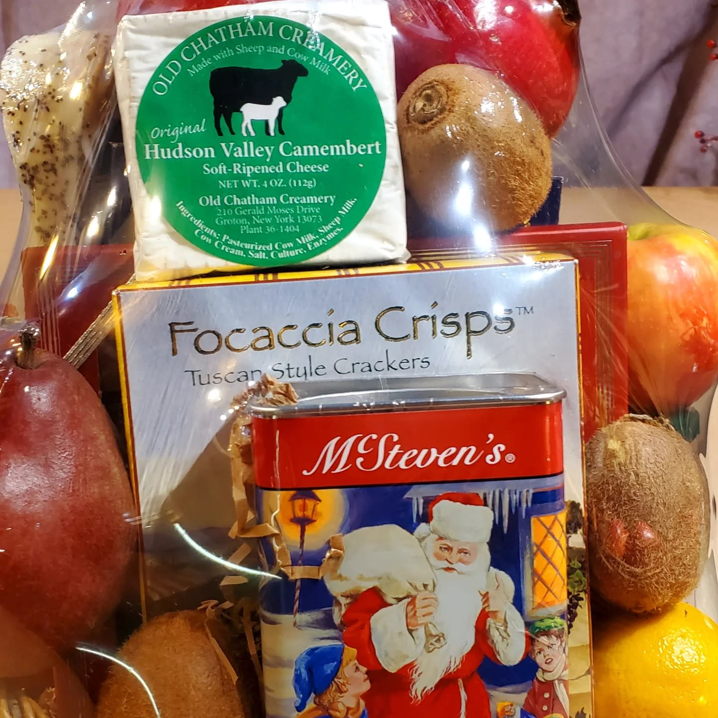 Holiday Spirit Gourmet Basket