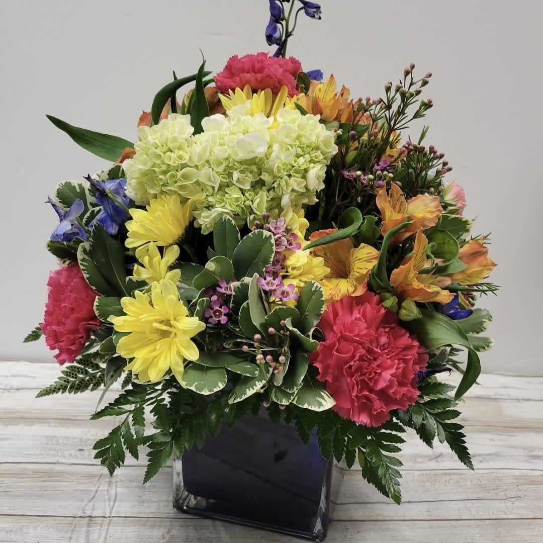 Garden Vase Flower Bouquet