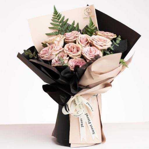 Fresh Floral Arrangement