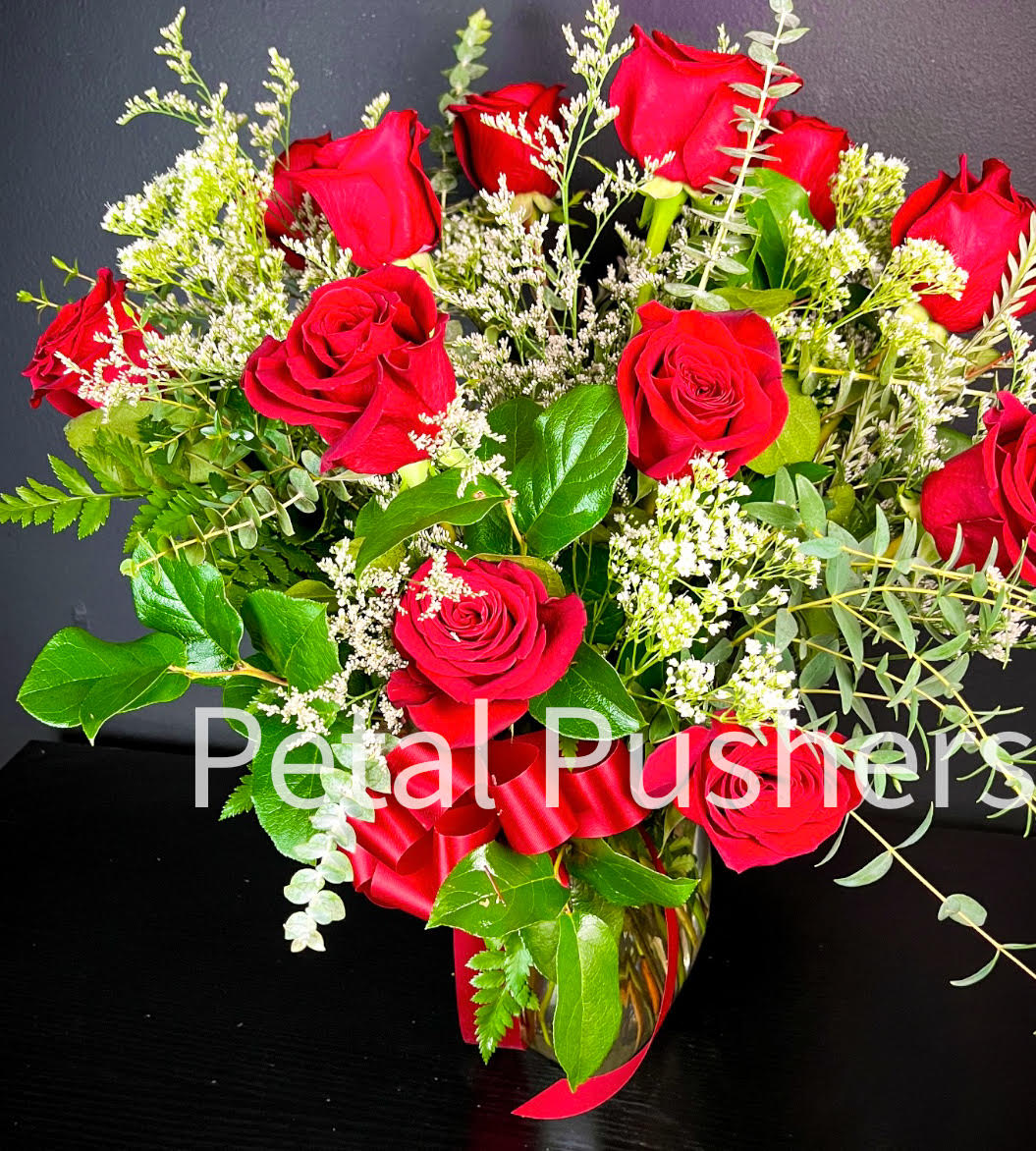 Romeo's Red 12 Roses Flower Bouquet