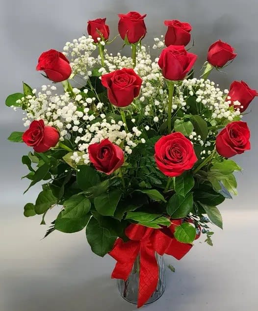 12 Roses Love In Red