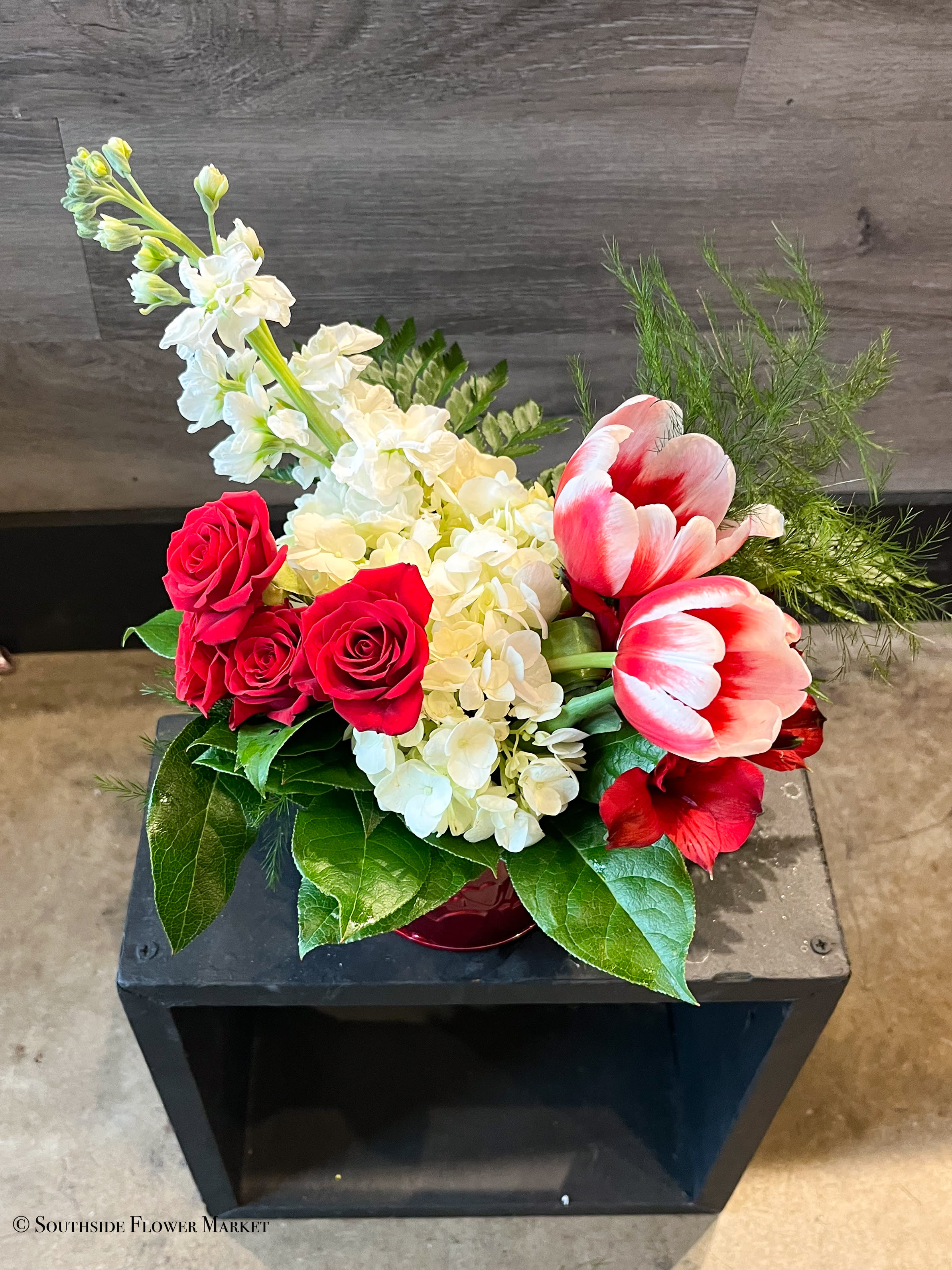 Valentine Colors Petite Signature Arrangement