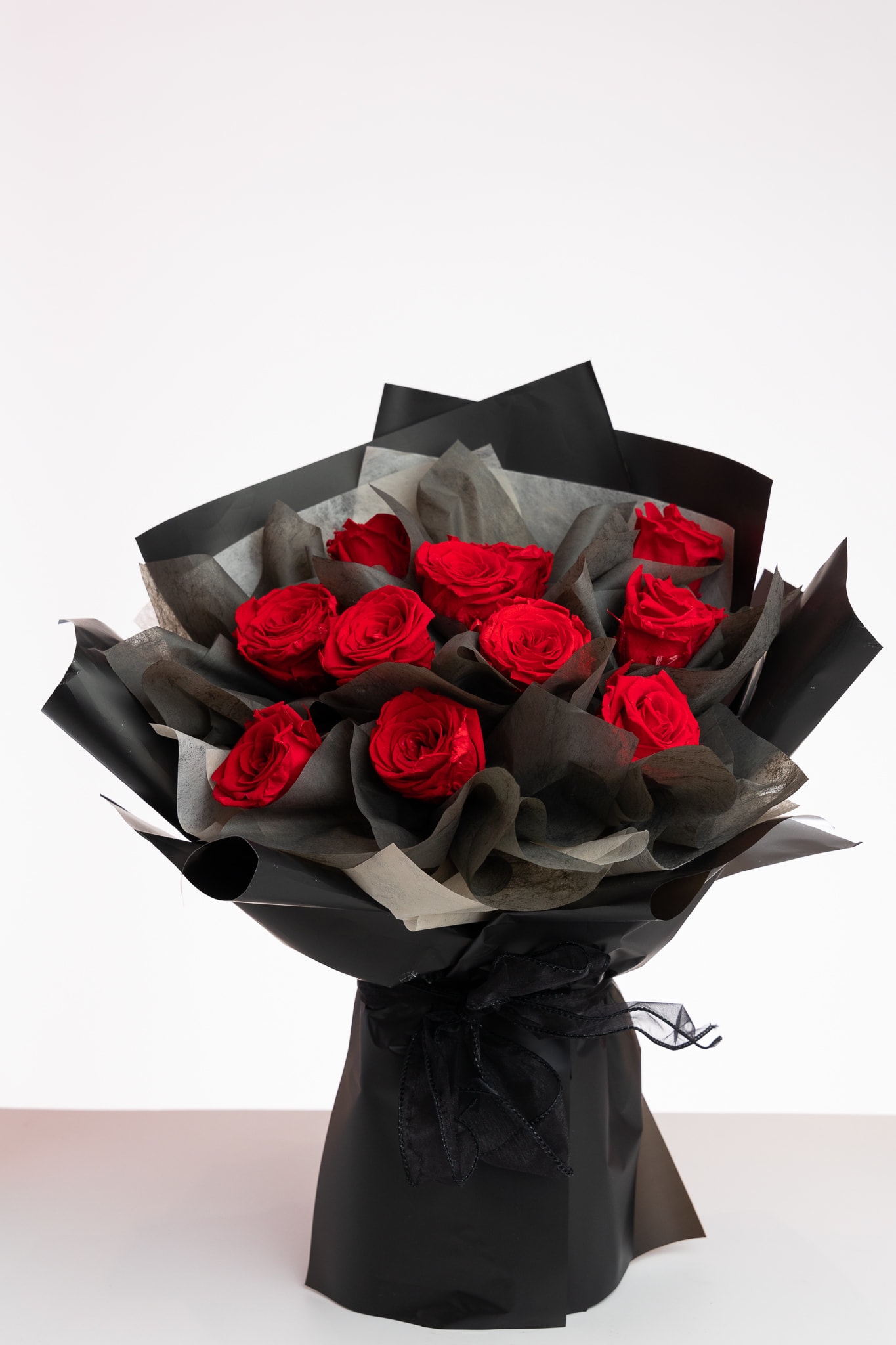 Preserved flower arrangement 02