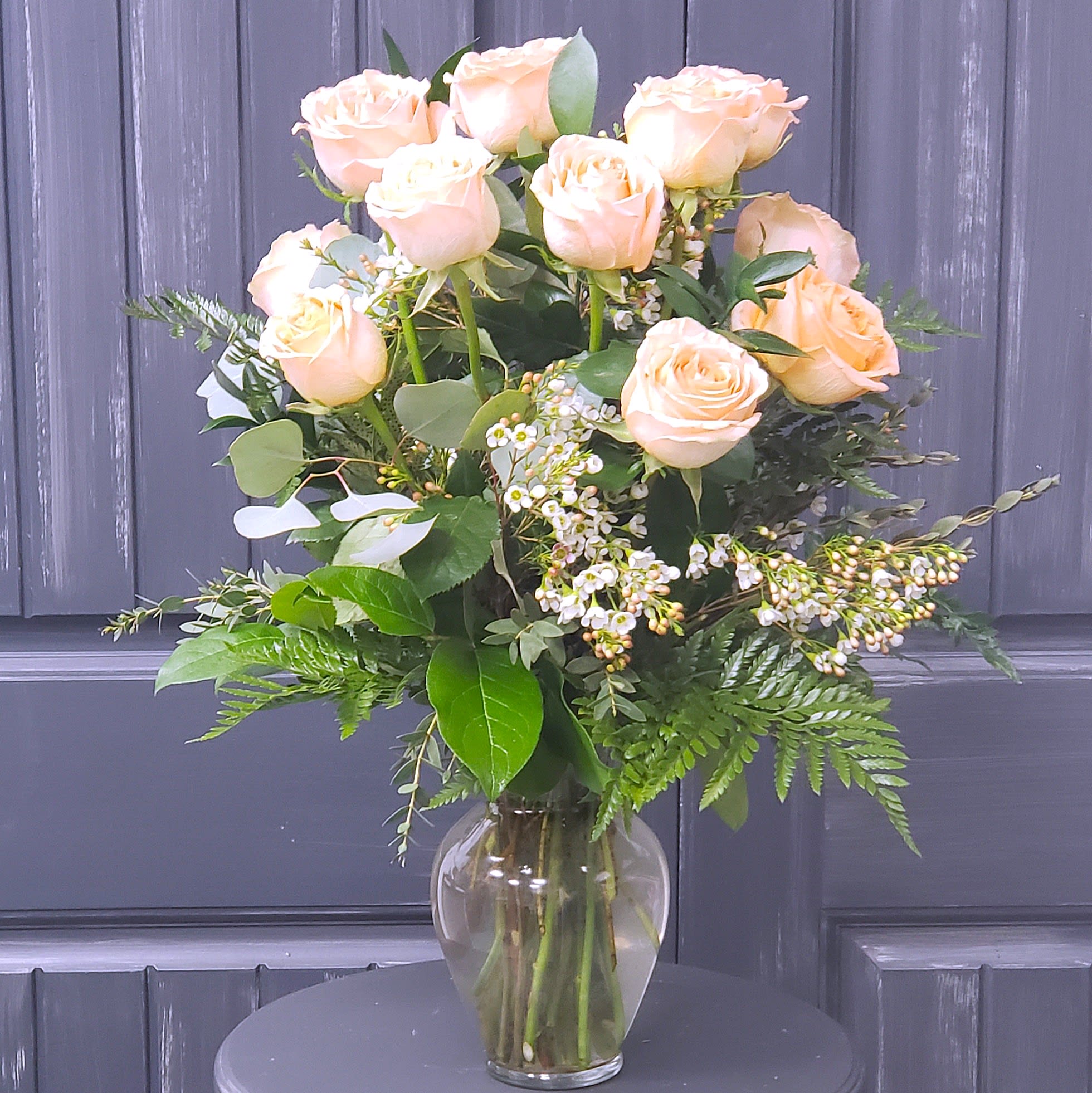 12 Peach Rosses Flower Bouquet
