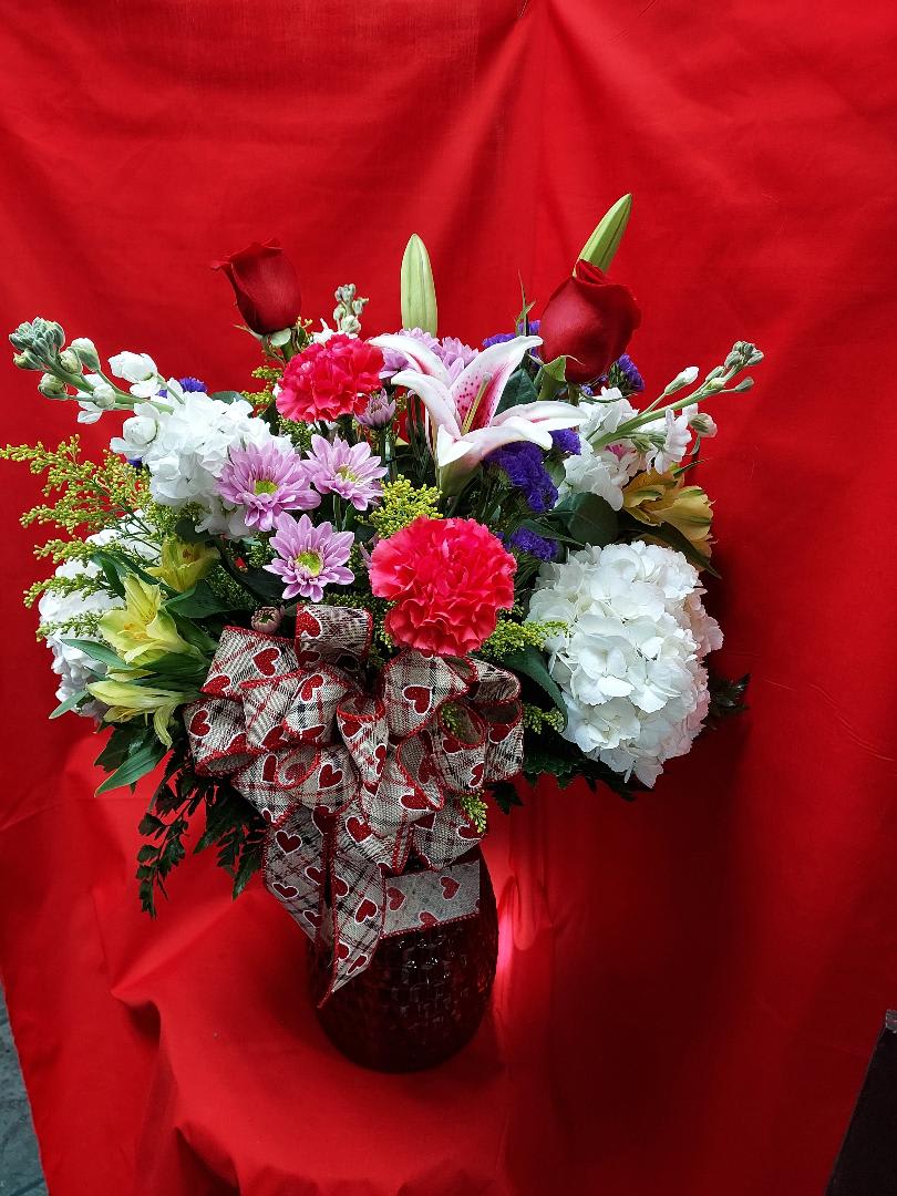 VALENTINES BLOOMS Flower Bouquet