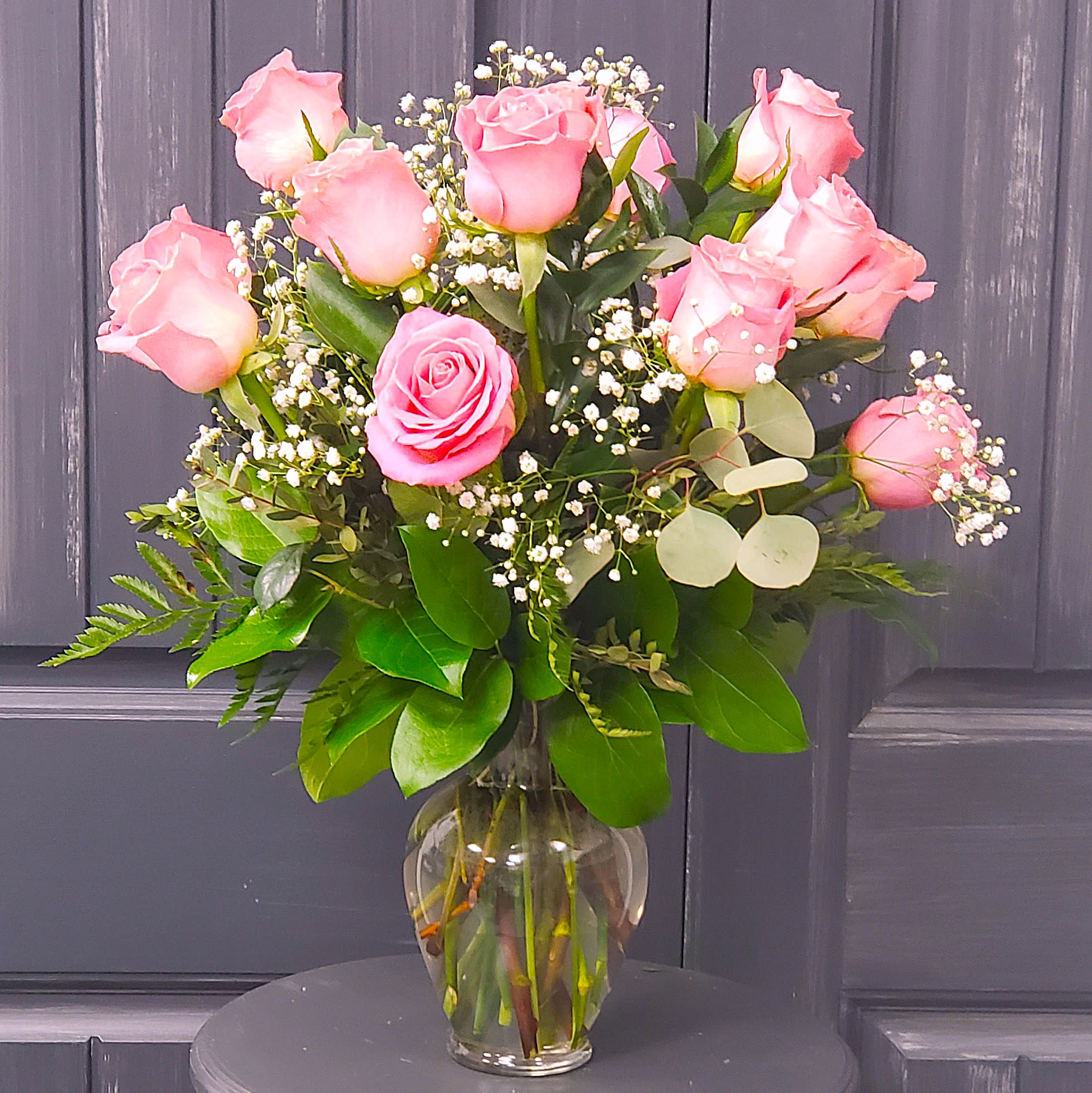 Roses- (12) Dozen Pink Roses Flower Bouquet