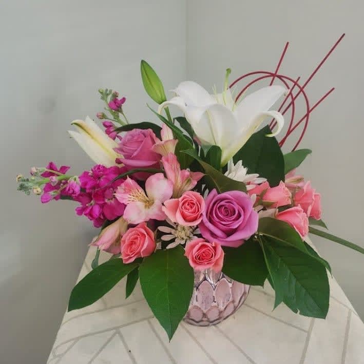 Sweet Swirls Flower Bouquet