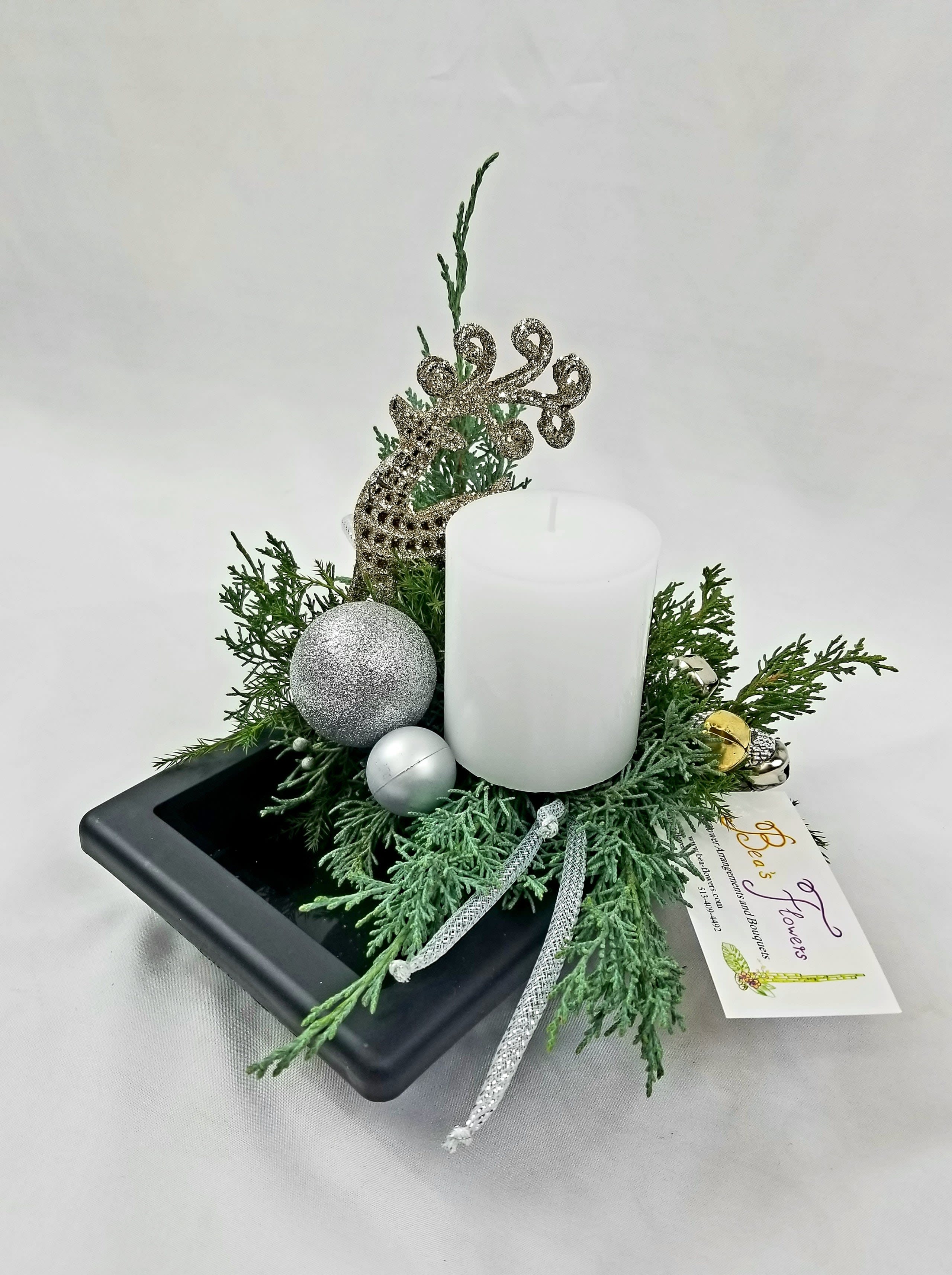 Reindeer Ornament with white Candle