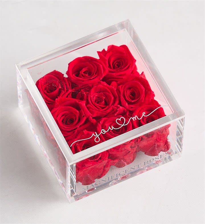 Magnificent Roses® You & Me Rose Box