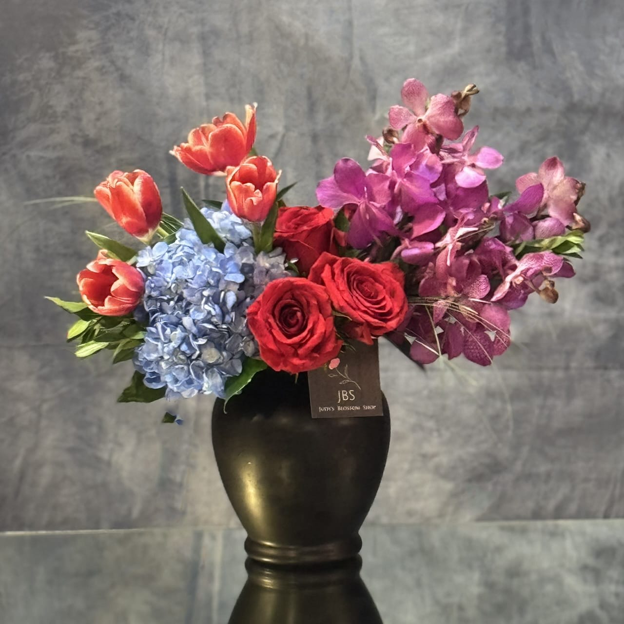 Dancing Queen Flower Bouquet