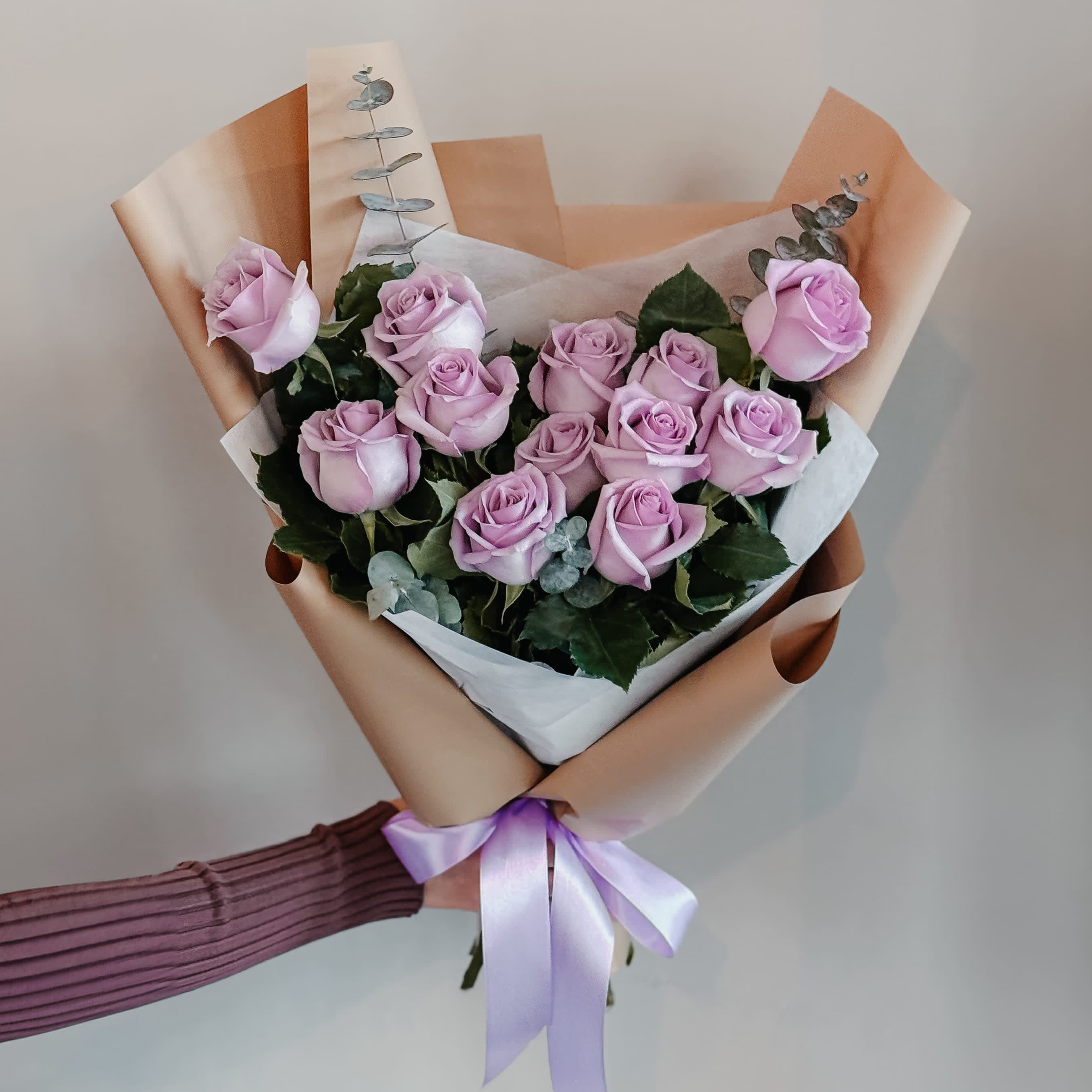 LAVENDER ROSES BOUQUET