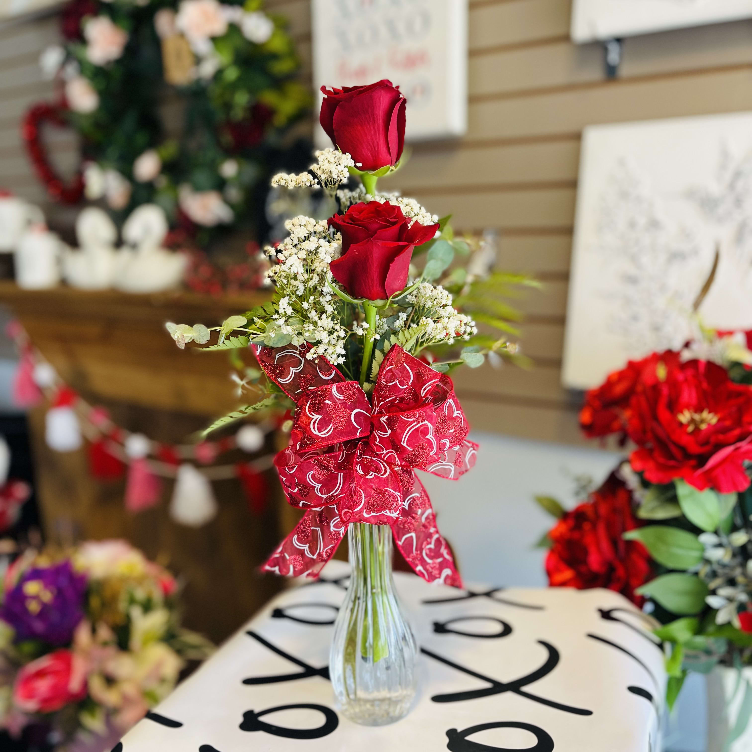 Double Red Rose Budvase