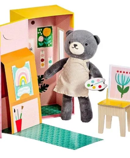 BEATRICE THE BEAR IN THE STUDIO PLUSH PLAY SET BEATRICE THE BEAR PLUSH PLAY SET Flower Bouquet