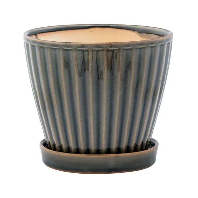 6" Ribbed Pot With Saucer Flower Bouquet