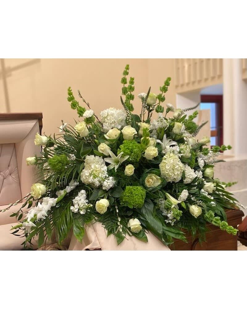 Natural Beauty Casket Spray