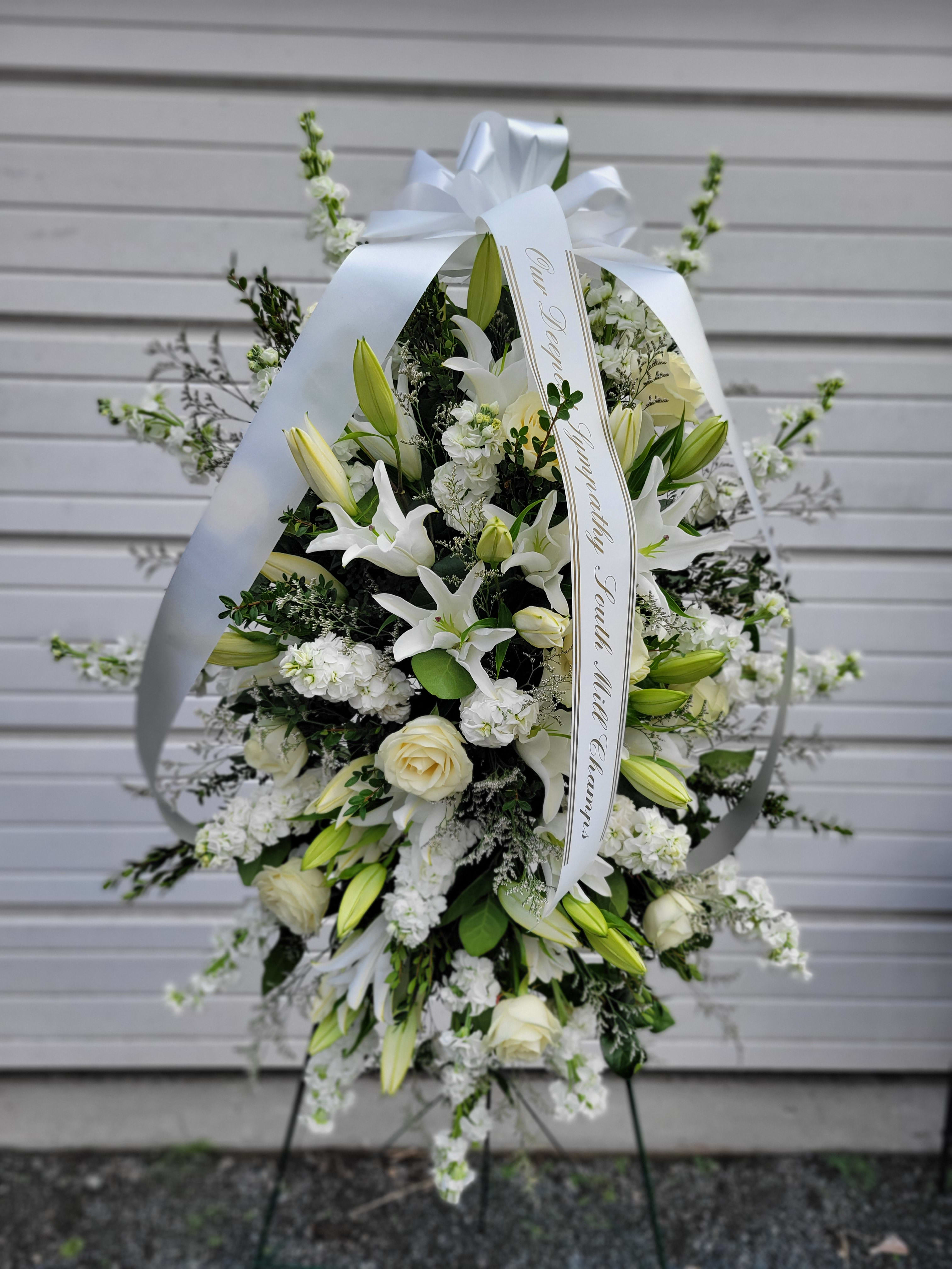 Graceful Remembrance Easel Spray