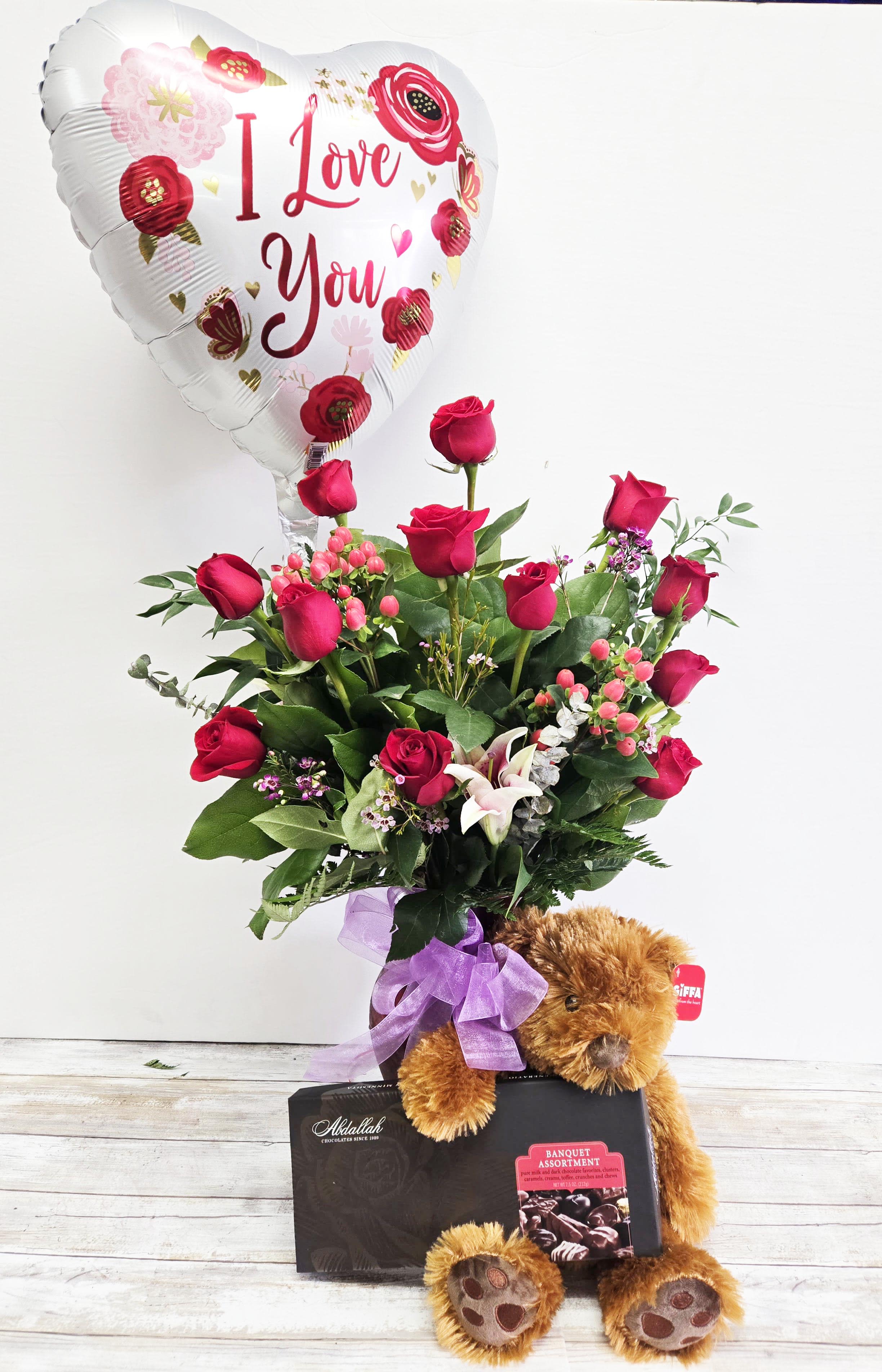 Super Deluxe Rose Arrangement Deluxe Package Flower Bouquet