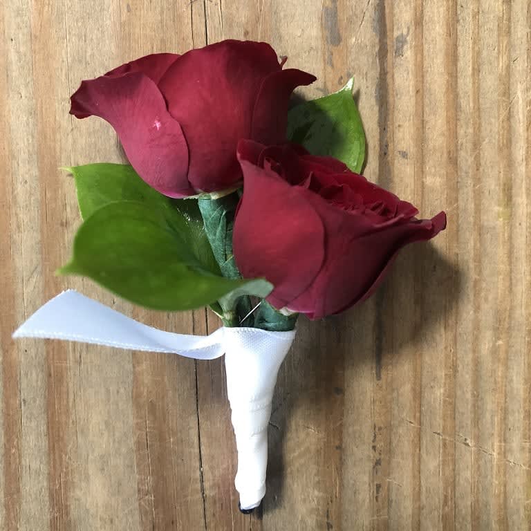 Sweetheart Boutonniere