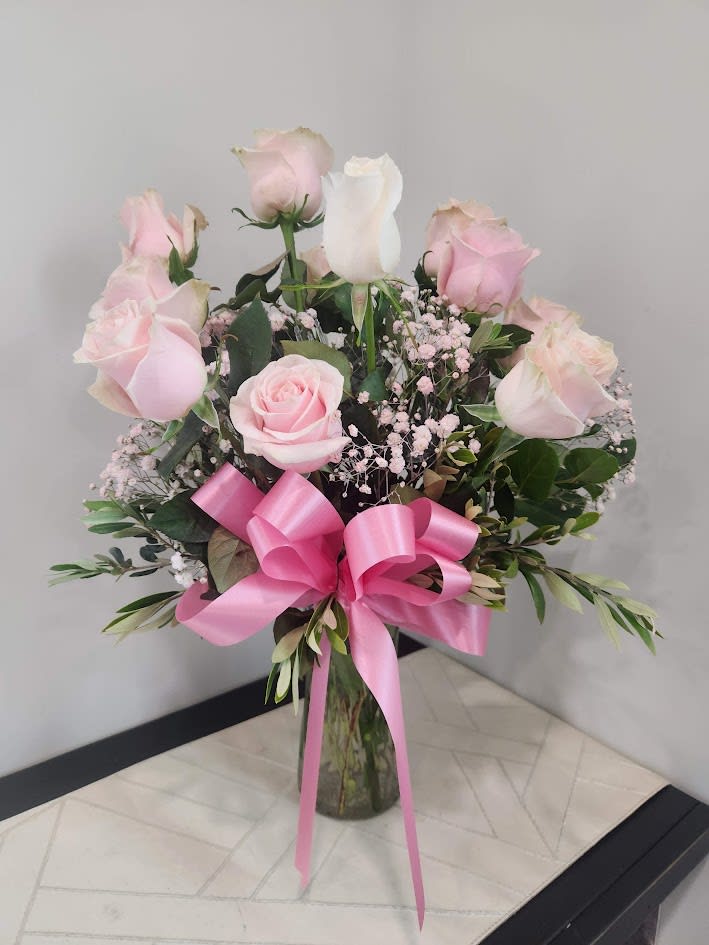 Monthly Rose Flower Bouquet
