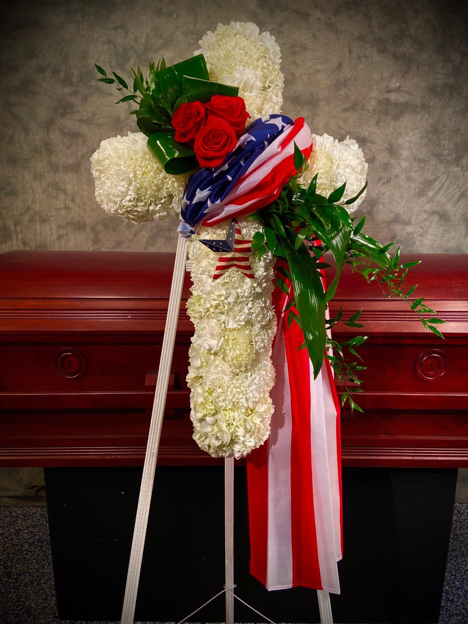 LOVING HERO - CROSS Flower Bouquet