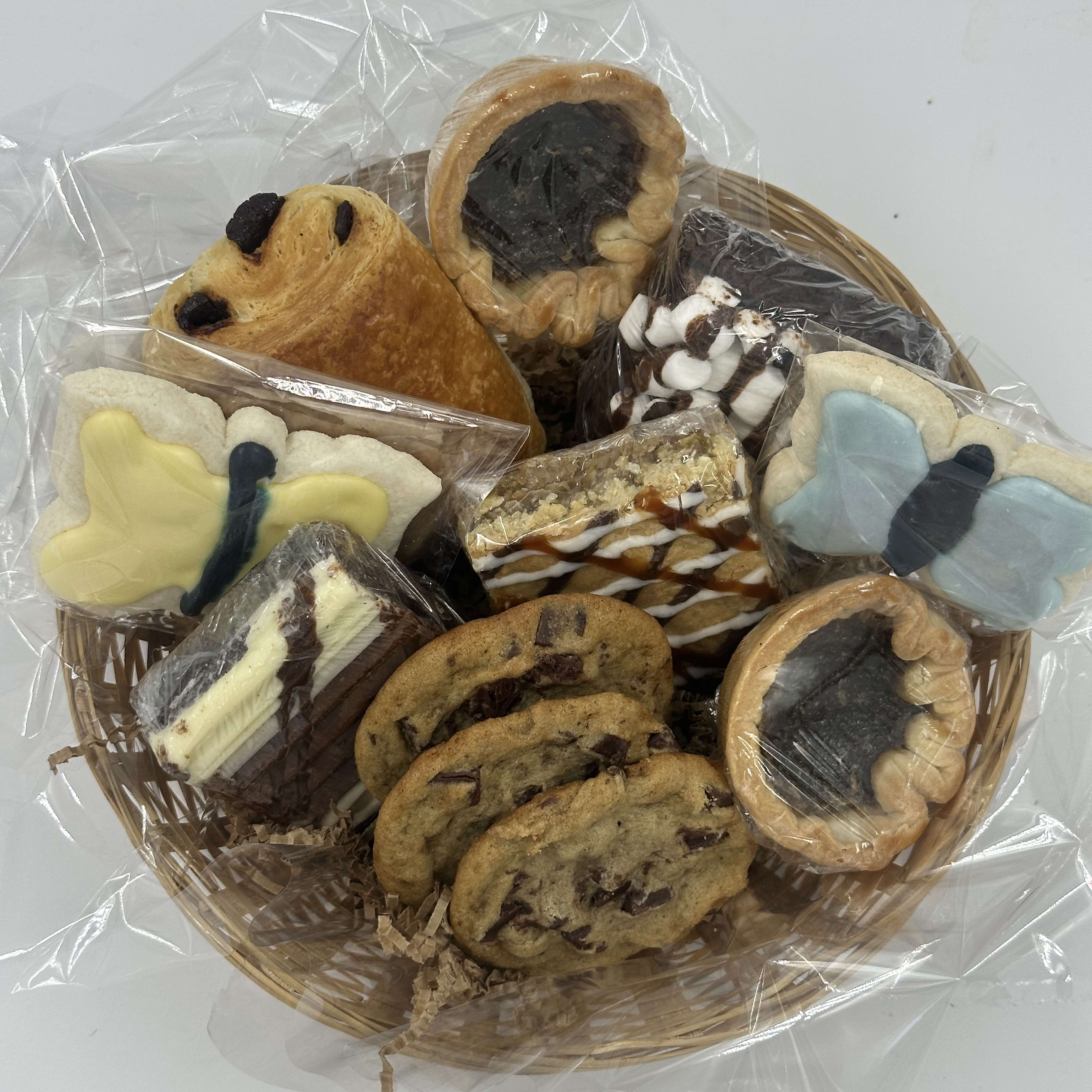 Trillium's Snack Attack