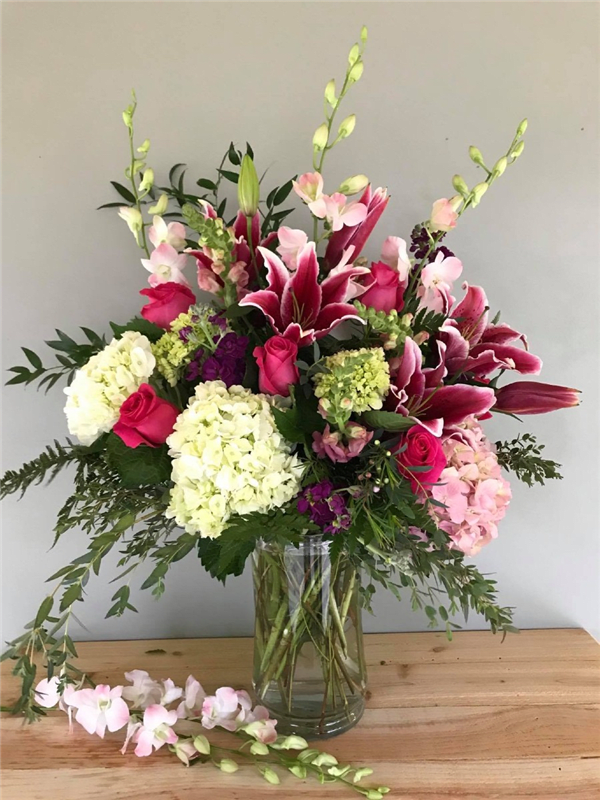 TGI-Flowers Flower Bouquet