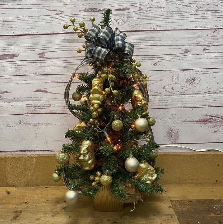 Nutty Noel Silk (Artificial) Christmas tree