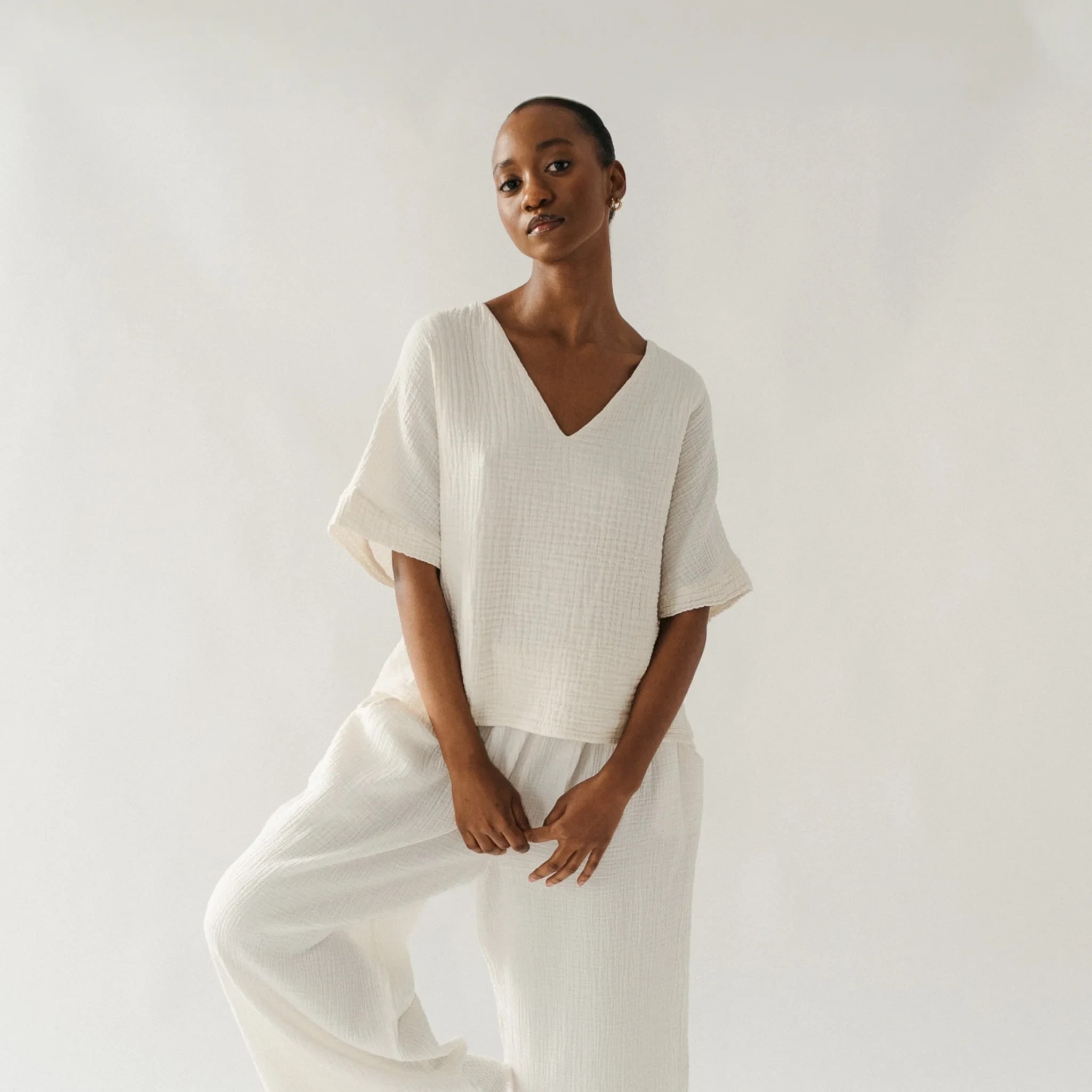 Crinkle V Neck Top - One Sized - Cream