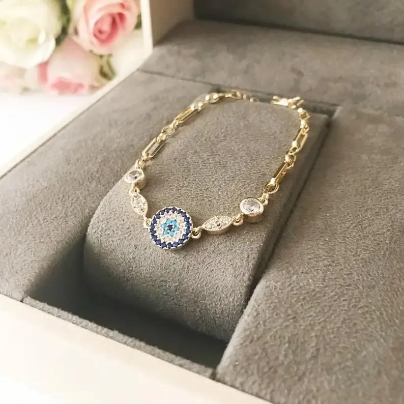 Radiant Eye Gold Charm Bracelet