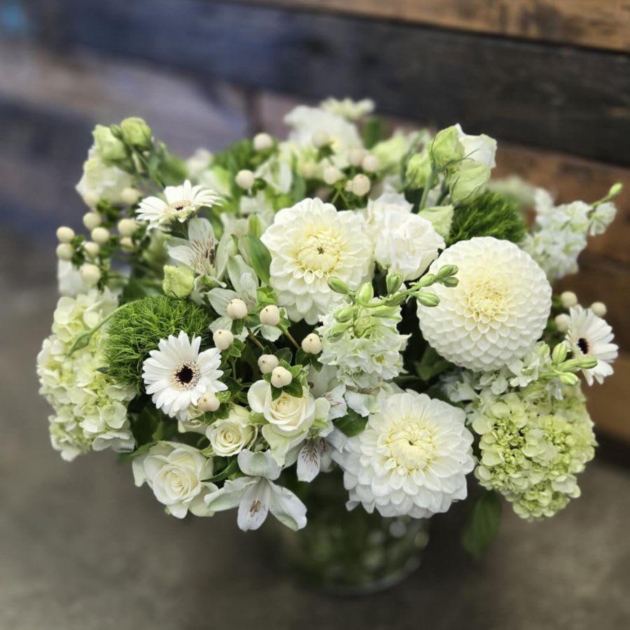 French Pave - Luxury Flowers