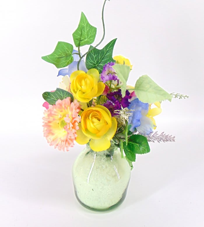 Posy Pitcher Silk Design