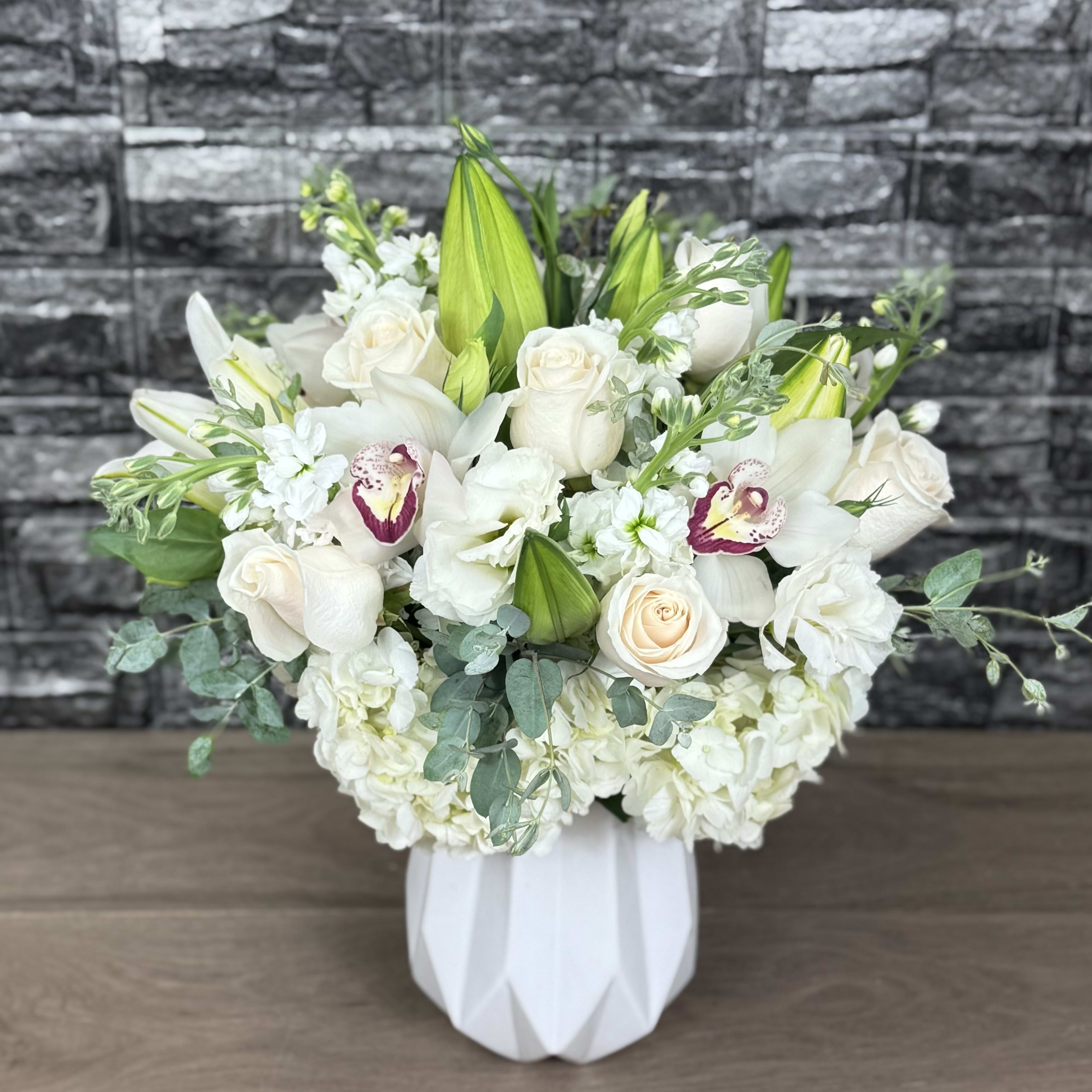 MD-0042 Flower Bouquet
