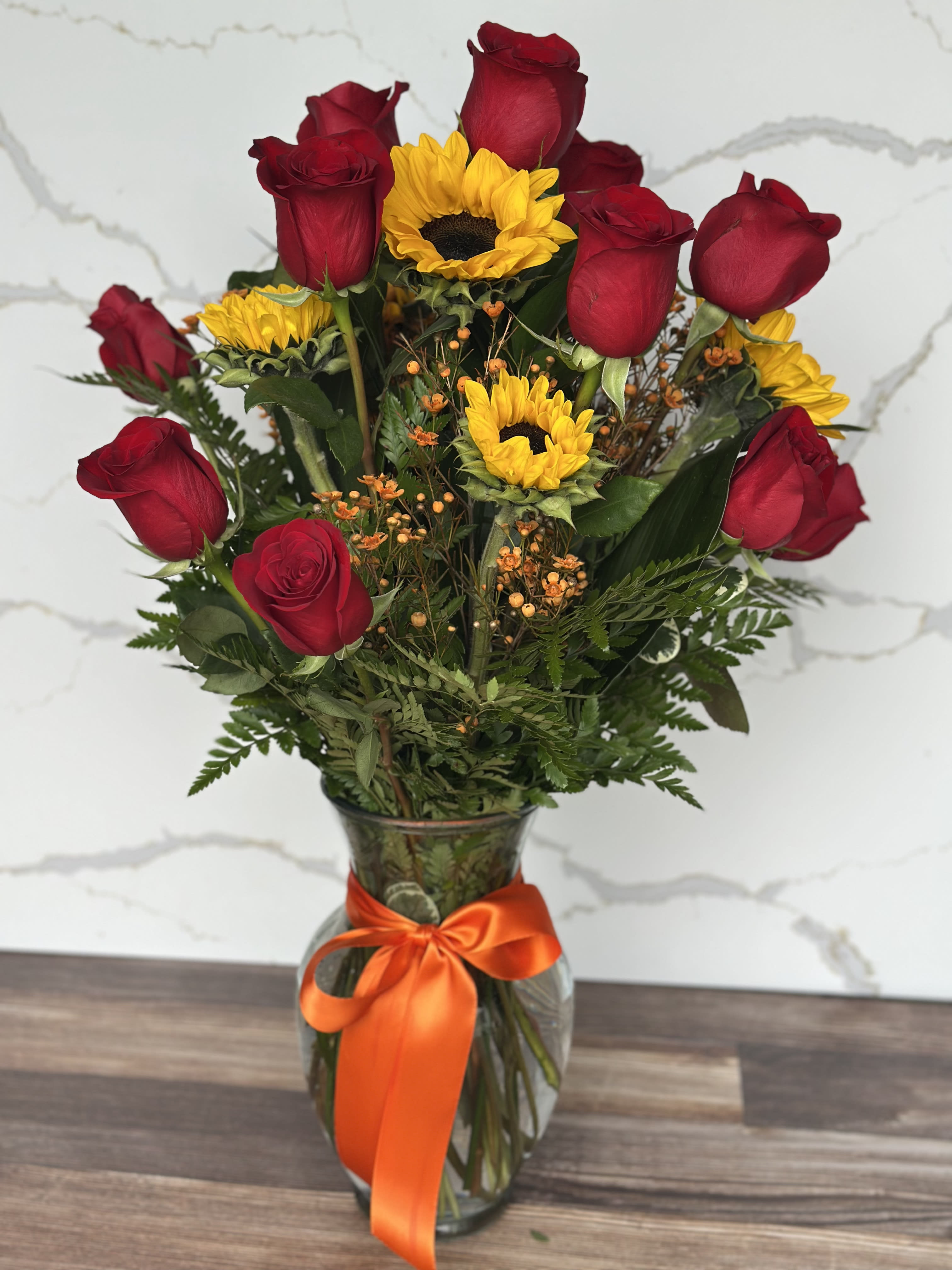 Dozen Premium Rose Vase Flower Bouquet