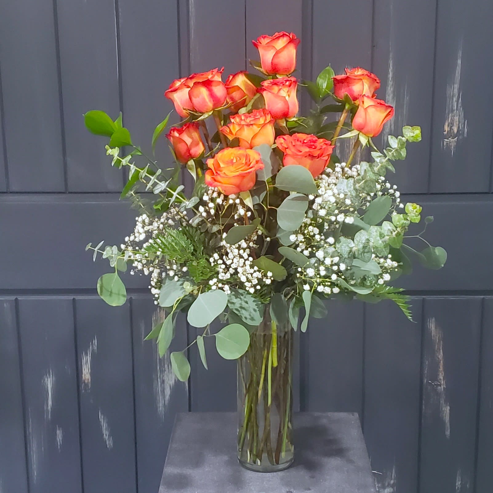 Fall in Love- Dozen Roses Flower Bouquet