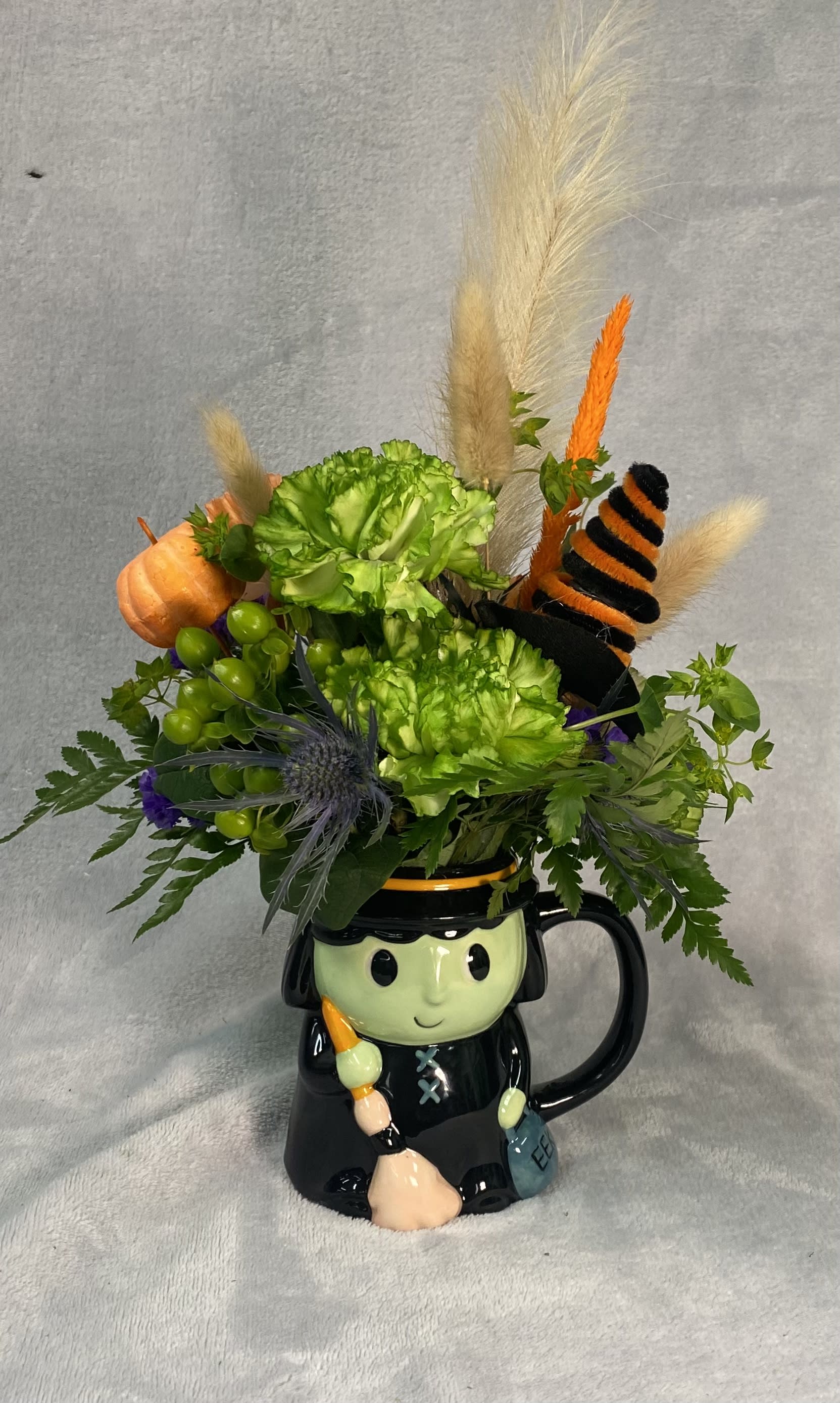 WITCHY WONDER Flower Bouquet