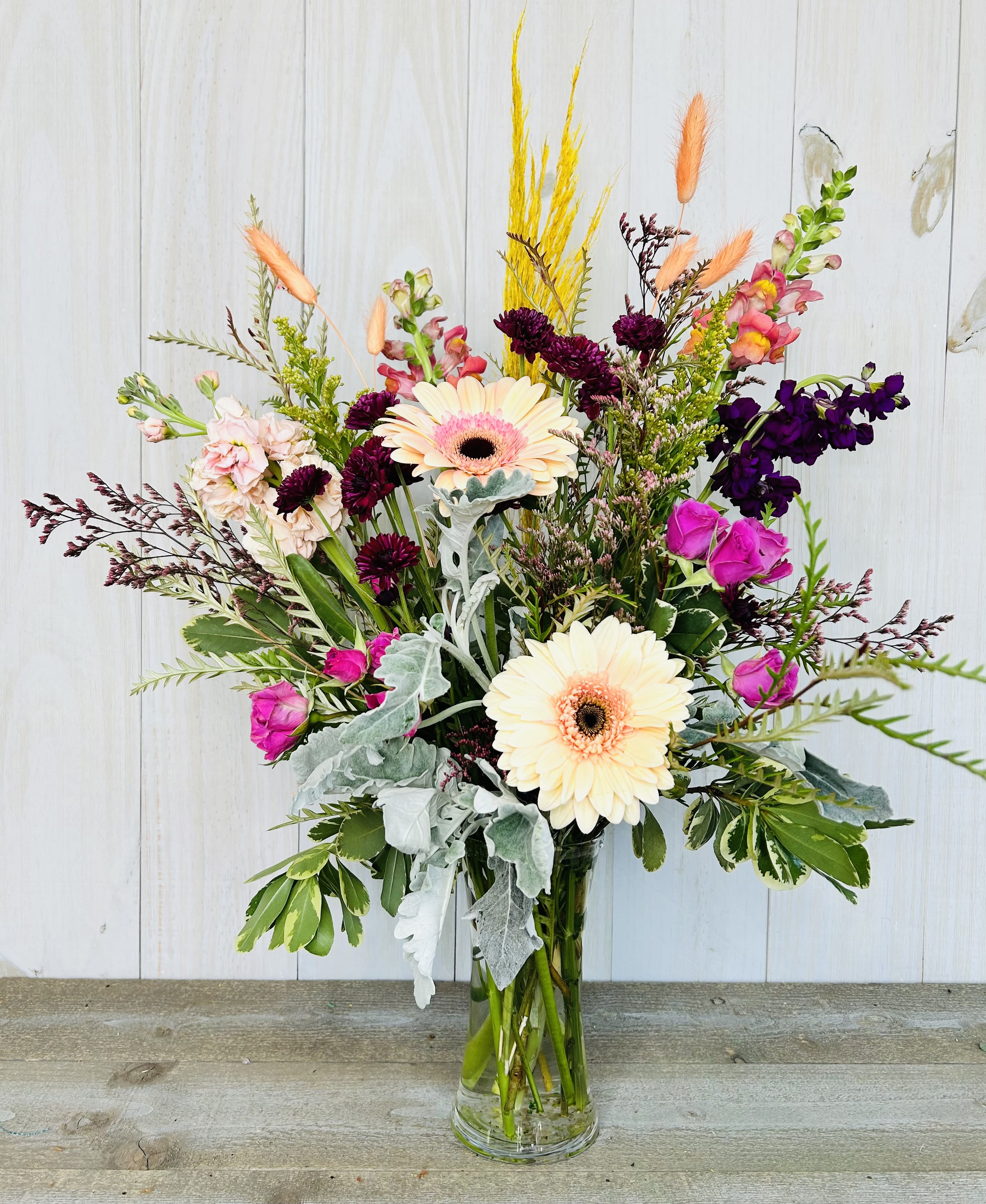 Dahlia Wildflowers Bouquet