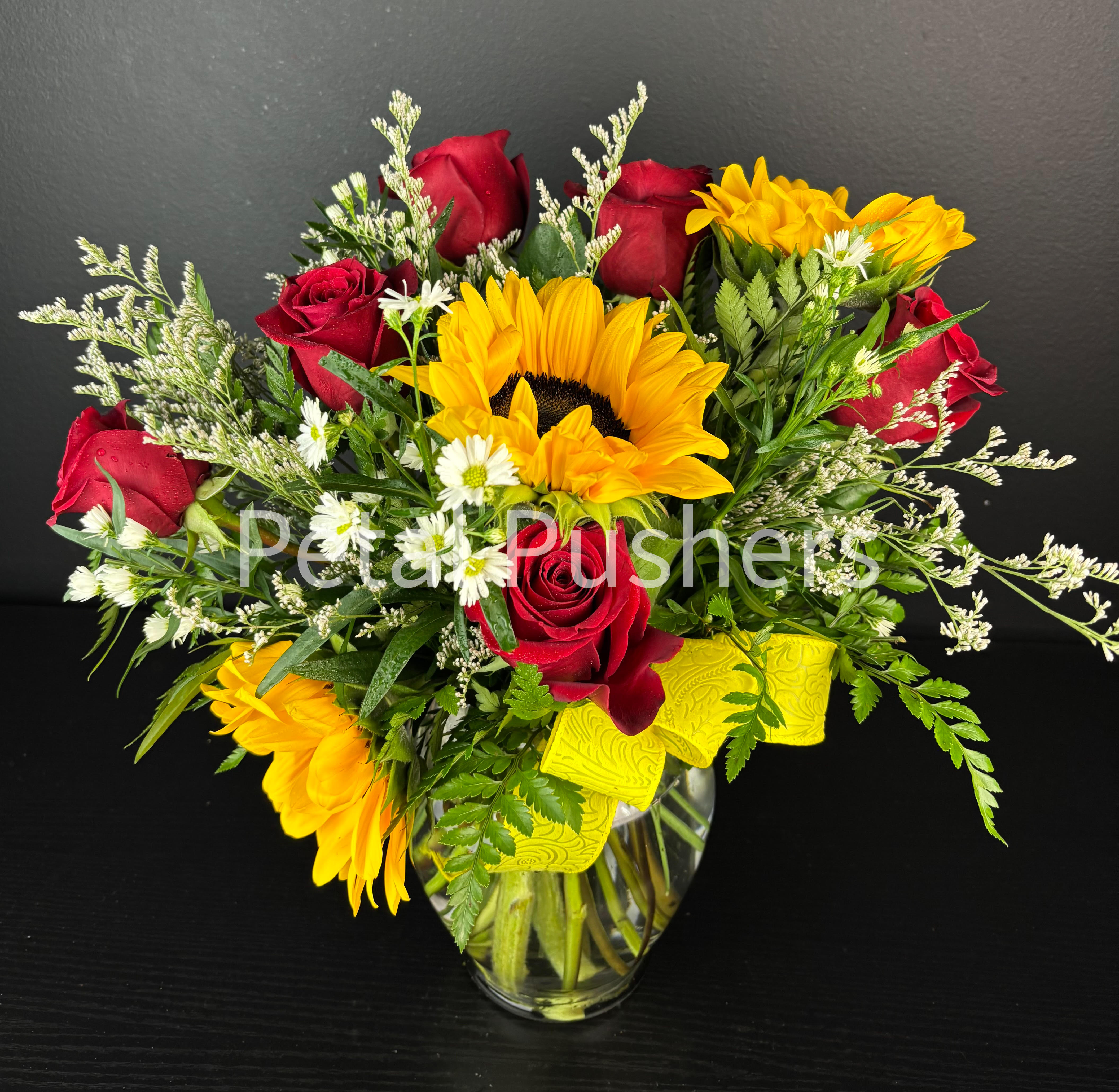 sunshine and roses Flower Bouquet